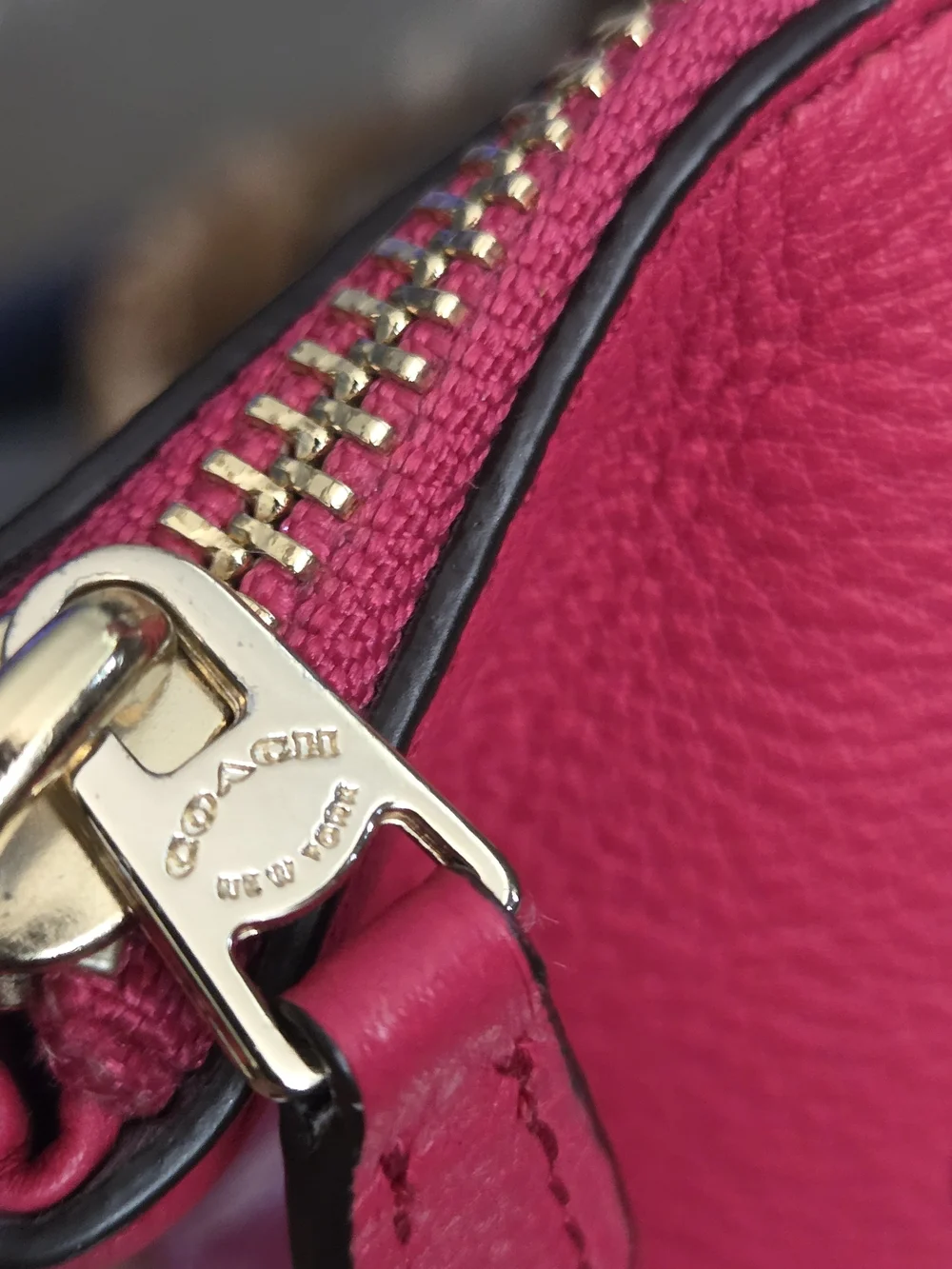 Coach Pebbled Leather Mini Kelsey Satchel Crossbody Pink/Fuchsia EUC